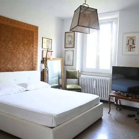 A51 - Ancona, Elegante Trilocale In Centro Storico アパート *